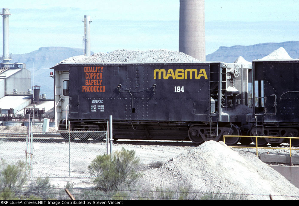 Magma Copper Co mine train cab car/hopper SMA #184